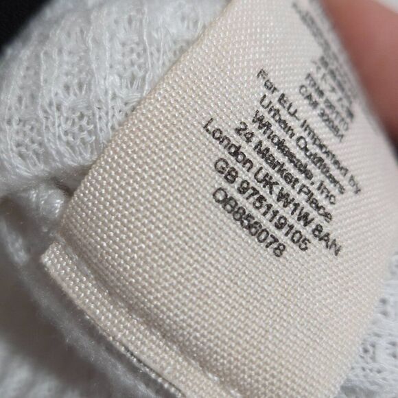 LIKE NEW FREE PEOPLE DEEP SURPLICE V NECK BOHO LONGSLEEVES TOP SIZE MEDIUM - Picture 12 of 15